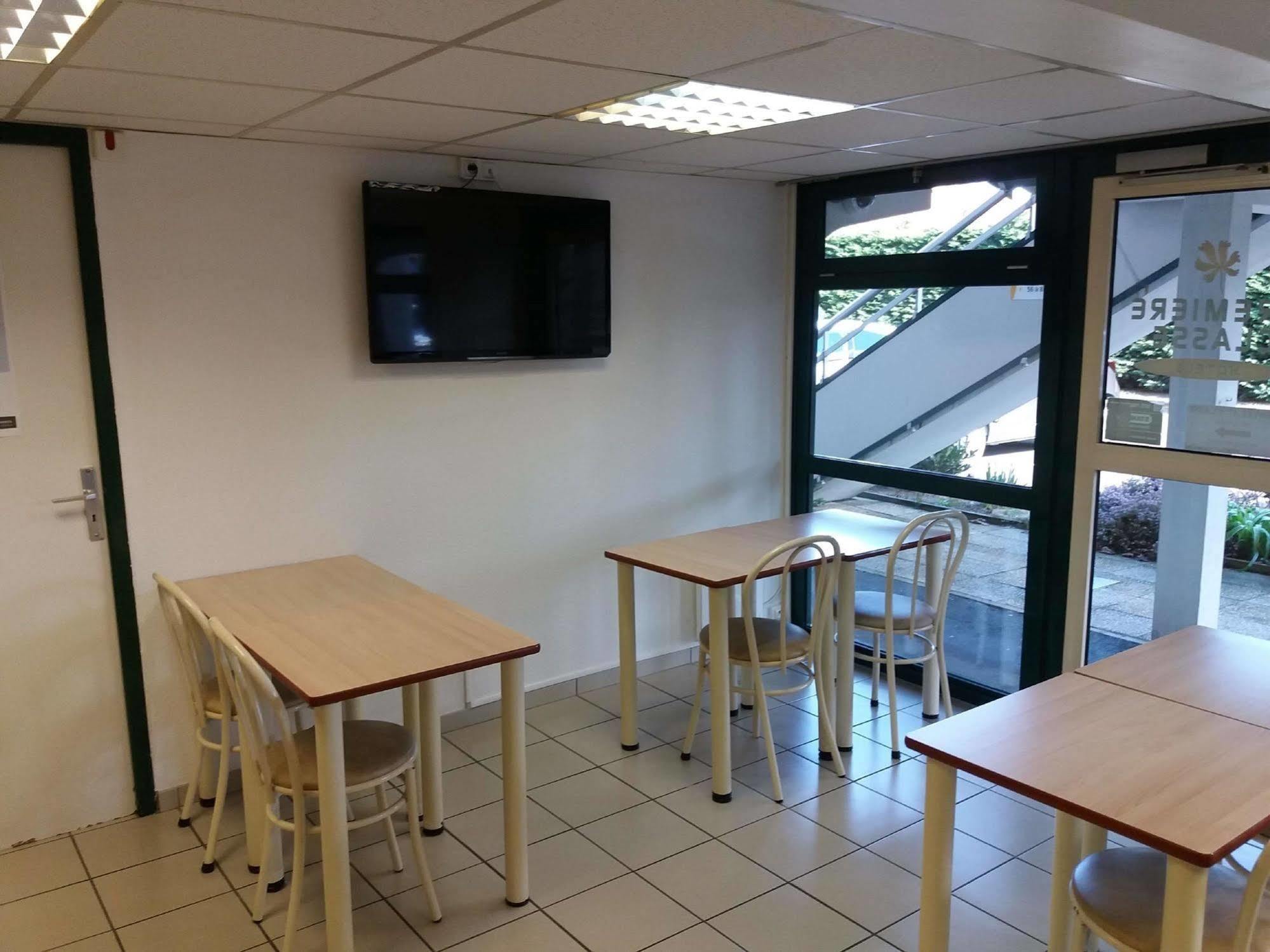 Premiere Classe Lille Sud Henin Beaumont Noyelles-Godault Exteriör bild